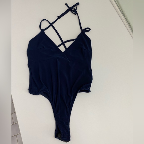 Missguided V-Neck Halter Strap Navy Blue Bodysuit Size 0 - Picture 2 of 7